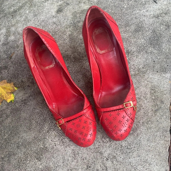 Christian Dior Red Cannage Leather Cut out Heeled Pumps, size  39 - Picture 2 of 15